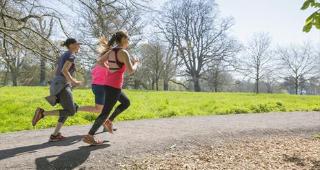 People running